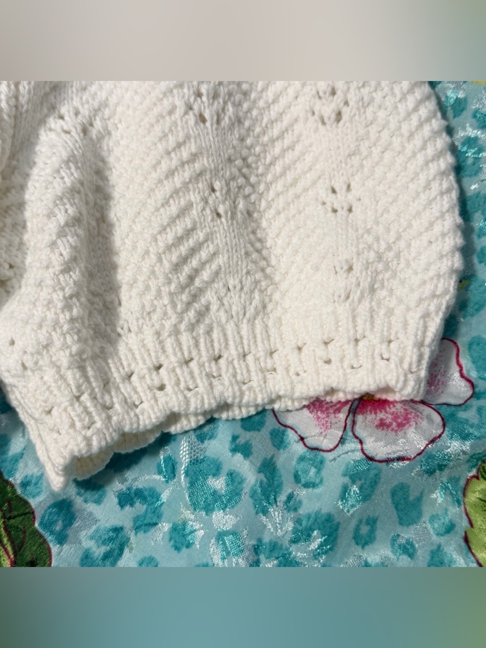 Women's White Short-Sleeve Knit Button-Down Cardigan - Picture 5 of 16